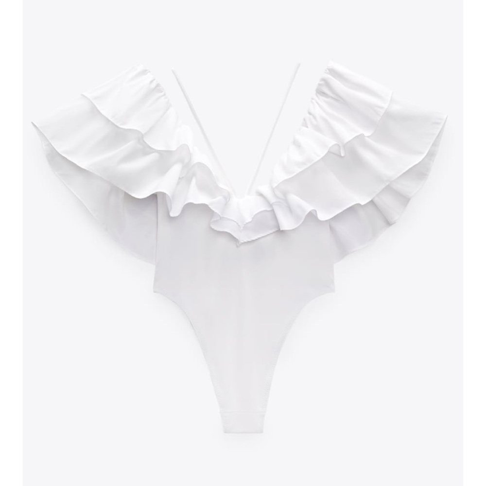 BNWOT Large Ruffle Swimsuit - Picture 2 of 3